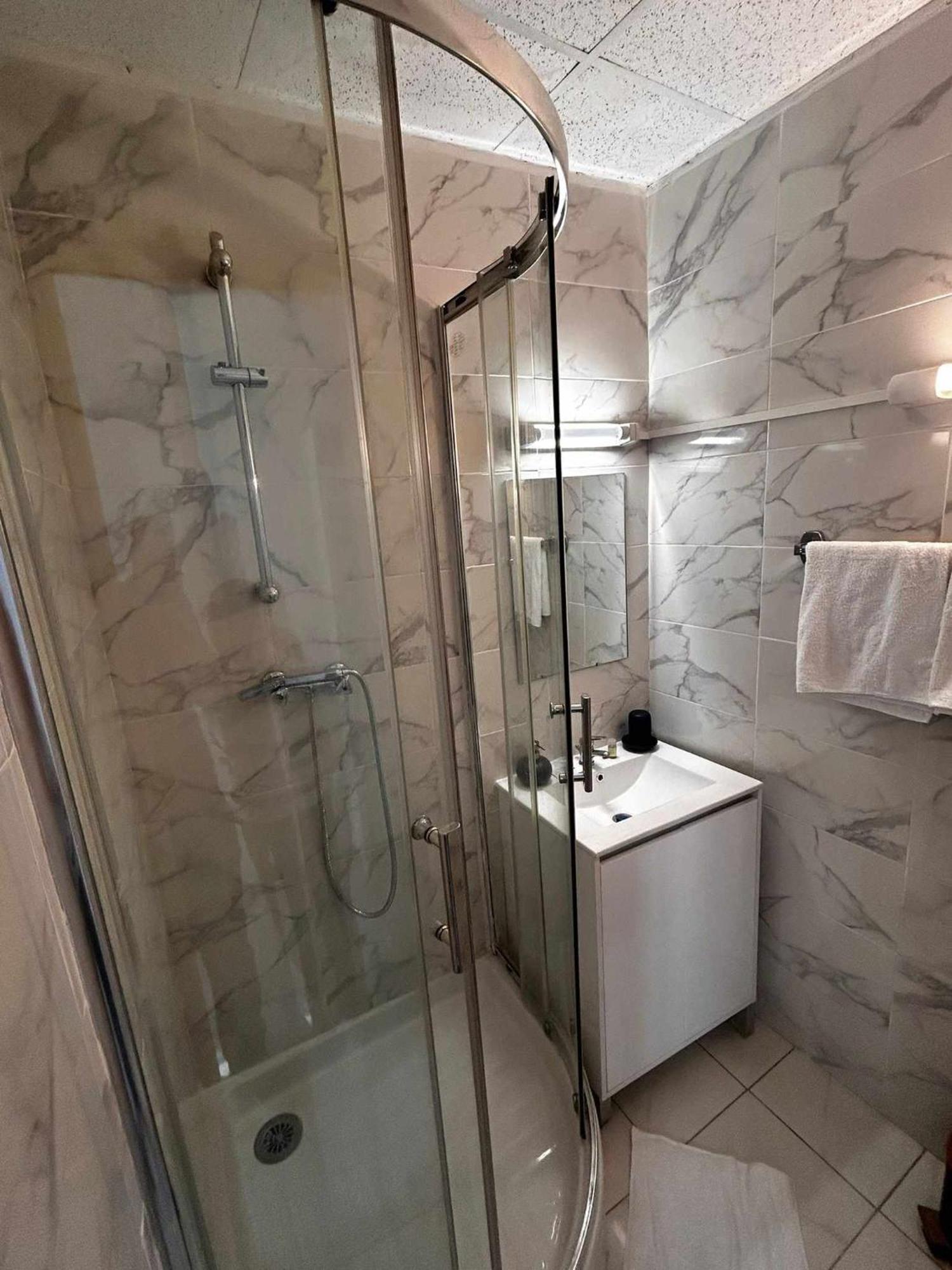 Hotel Du Champs De Mars Béziers Zewnętrze zdjęcie